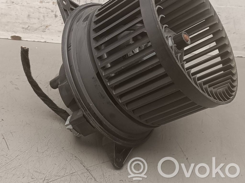 Ford Mondeo Mk III Mazā radiatora ventilators 