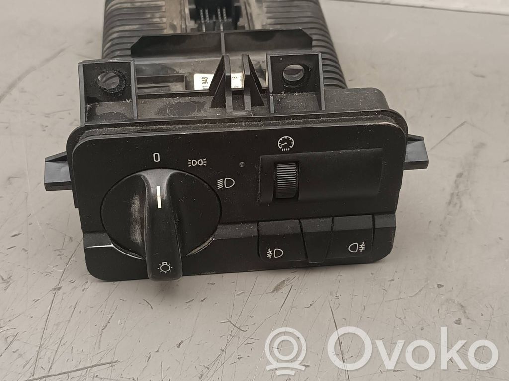 BMW 5 E39 Light switch 