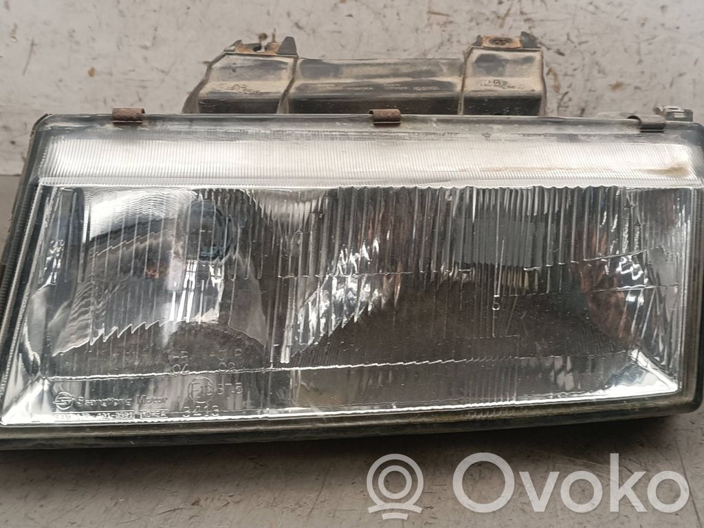 SsangYong Musso Lampa przednia 