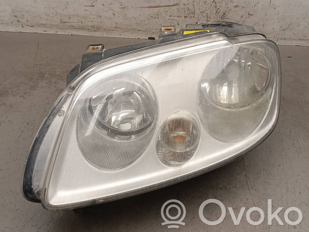 Volkswagen Caddy Scheinwerfer 