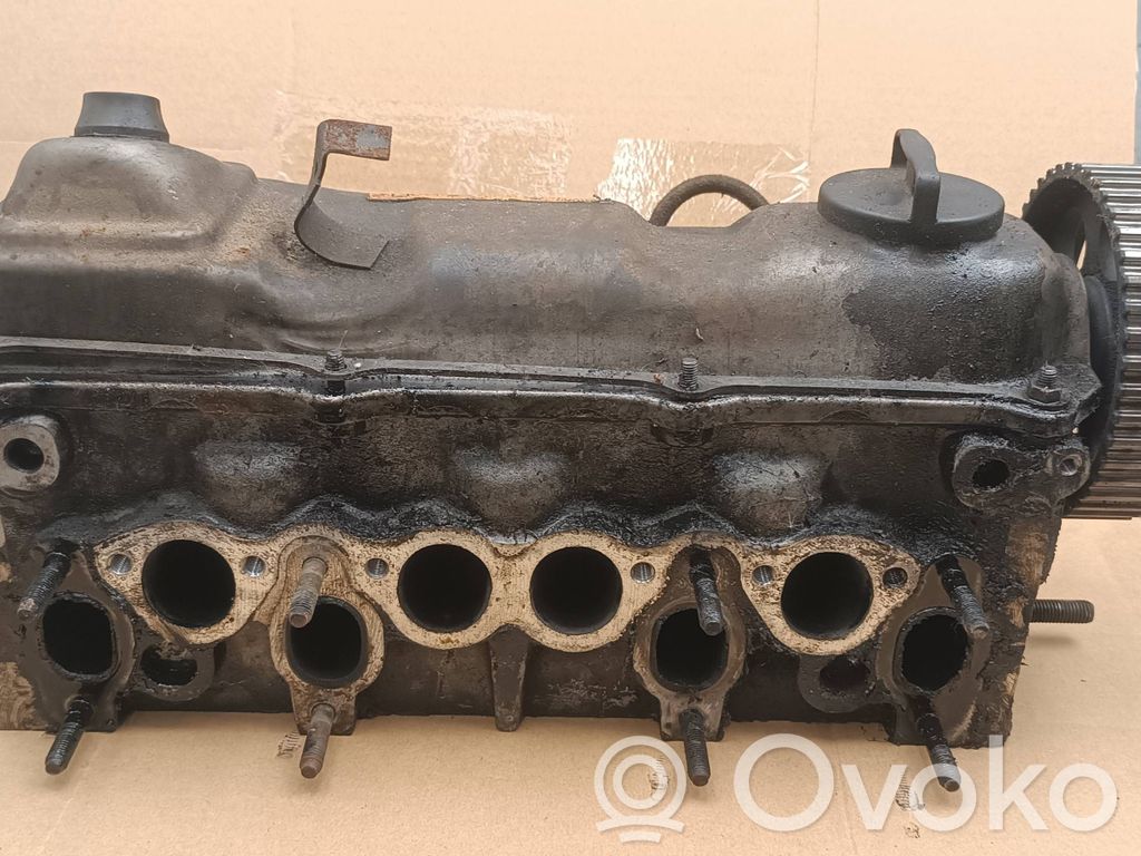 Głowica silnika   068103374G,068010017