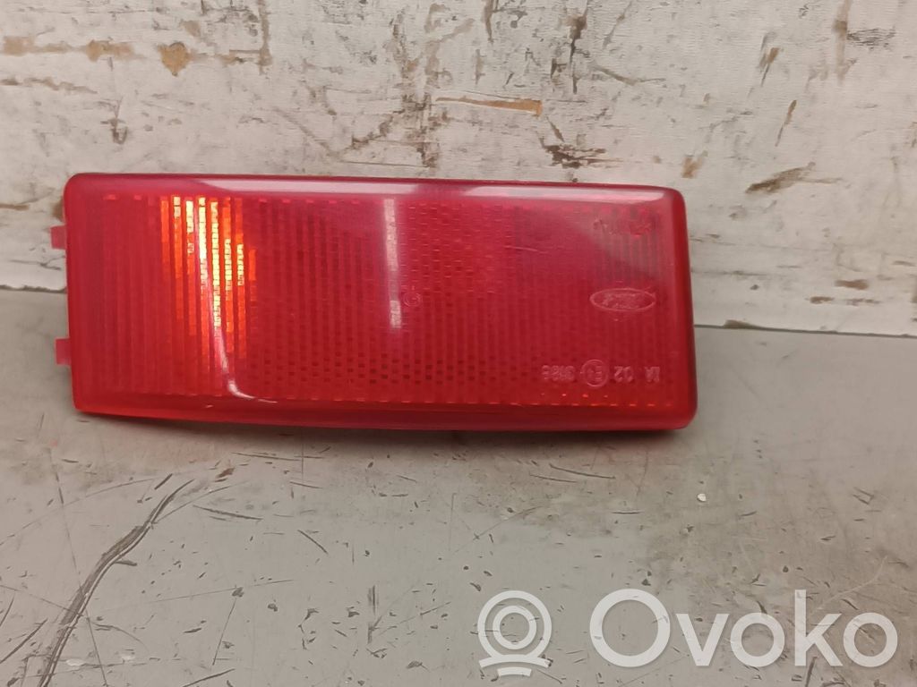 Ford C-MAX I Reflector de faros/luces traseros 