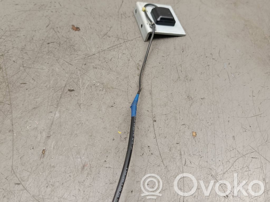 GPS-pystyantenni   86277AG020,10939098,38000018