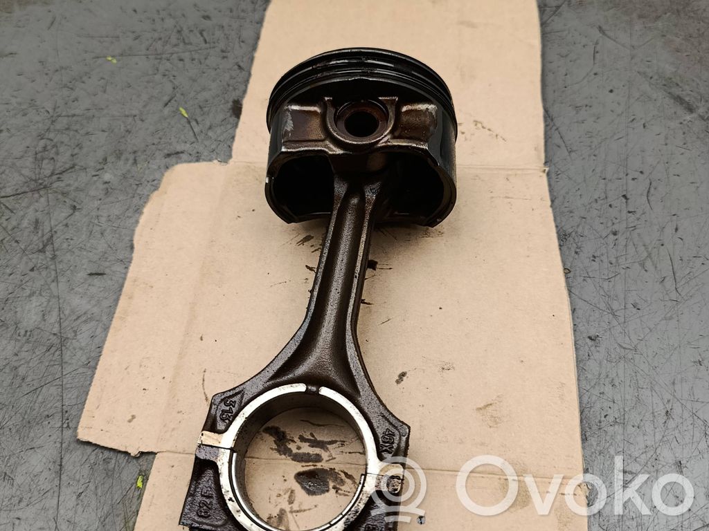 BMW 3 E46 Piston with connecting rod 