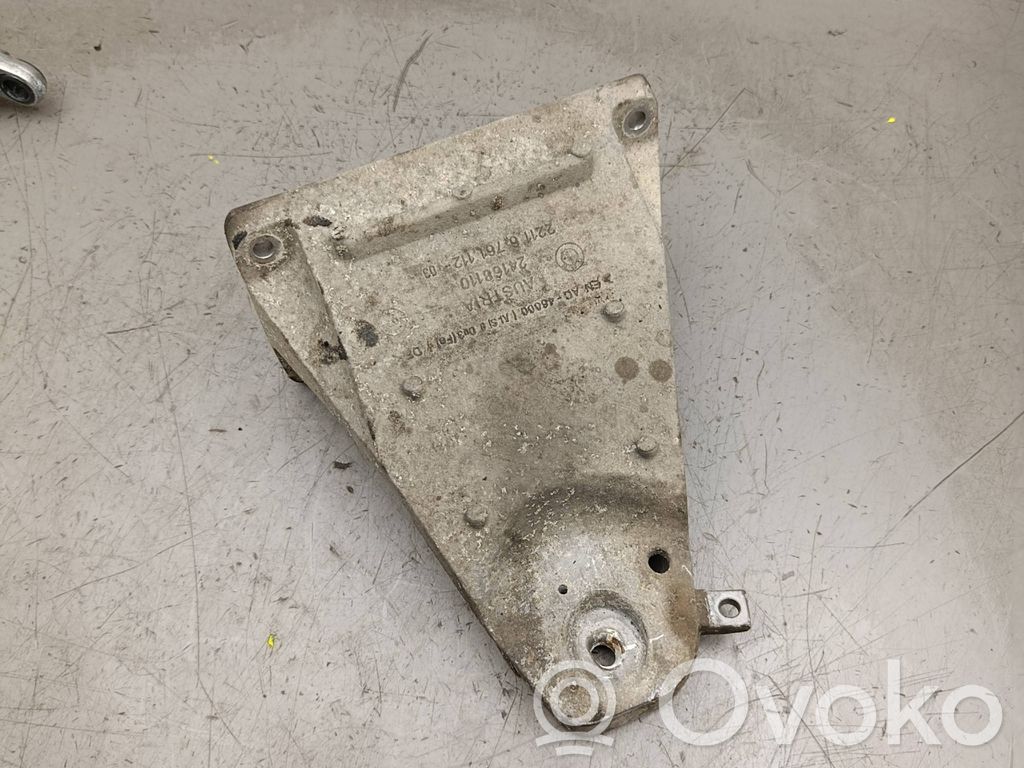 BMW 5 E60 E61 Engine mounting bracket 