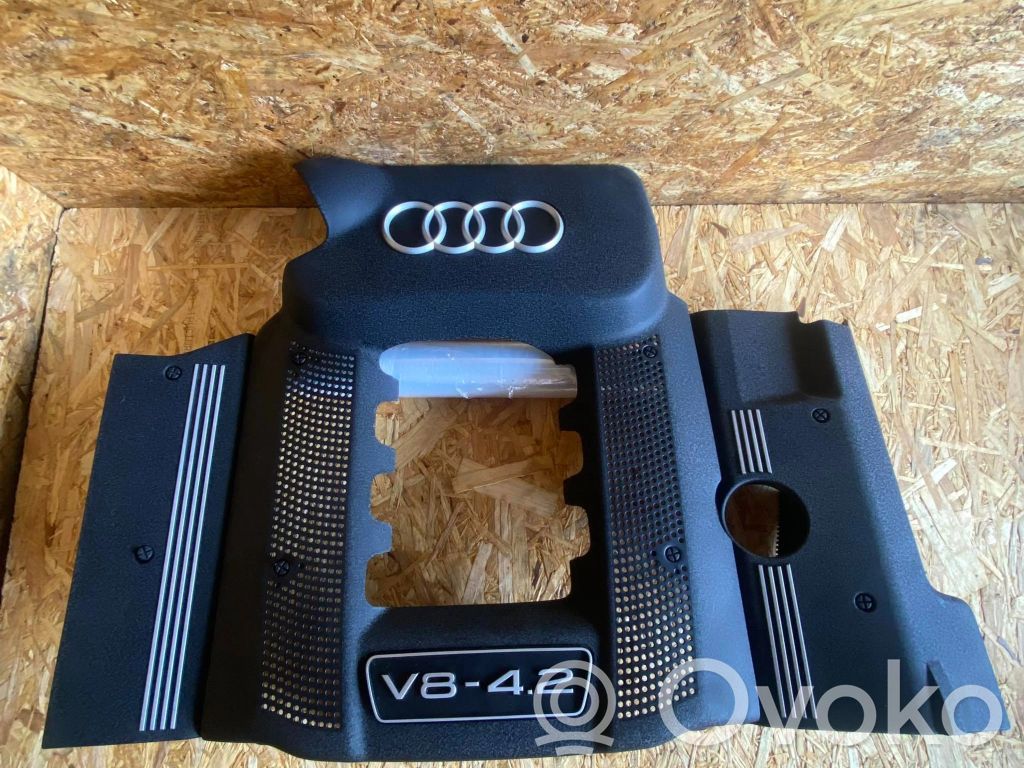 Audi A8 S8 D2 4D Moottorin koppa 