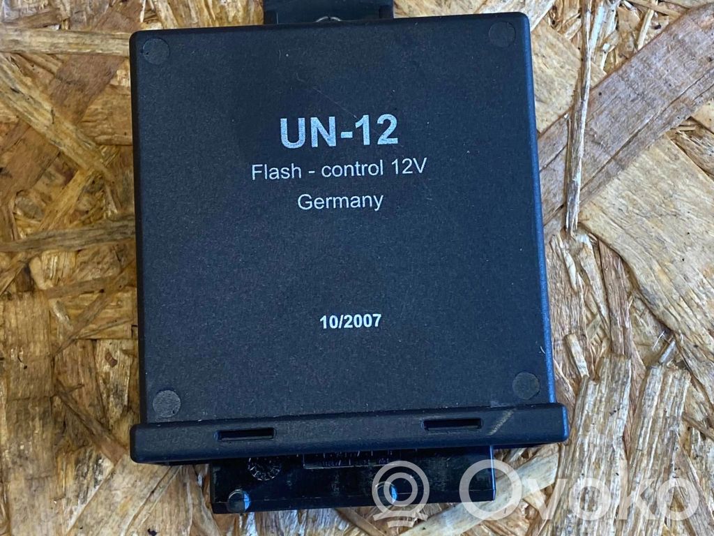 Module d'éclairage LCM   UN12,102007