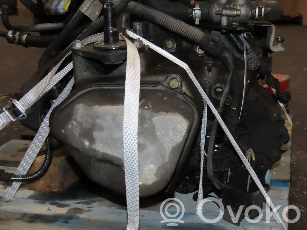 Peugeot 206 Manual 5 speed gearbox 