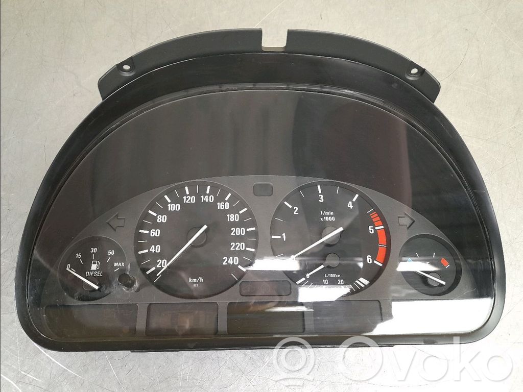 Speedometer (instrument cluster)   62106942233