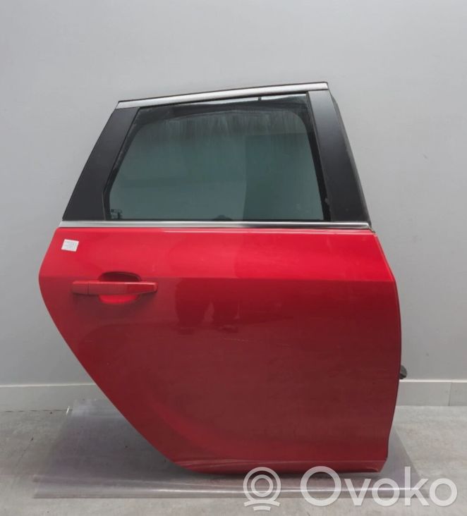 Opel Astra J Puerta trasera 