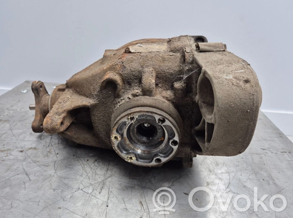 BMW 1 E81 E87 Galinis reduktorius 