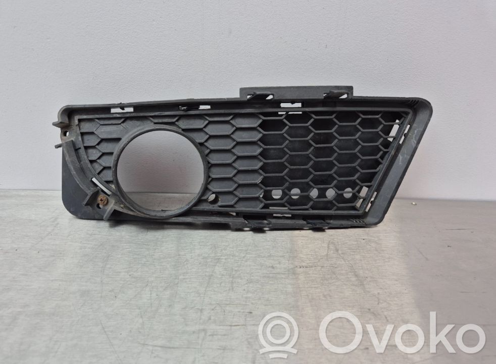 BMW 3 E90 E91 Etusumuvalon ritilä 