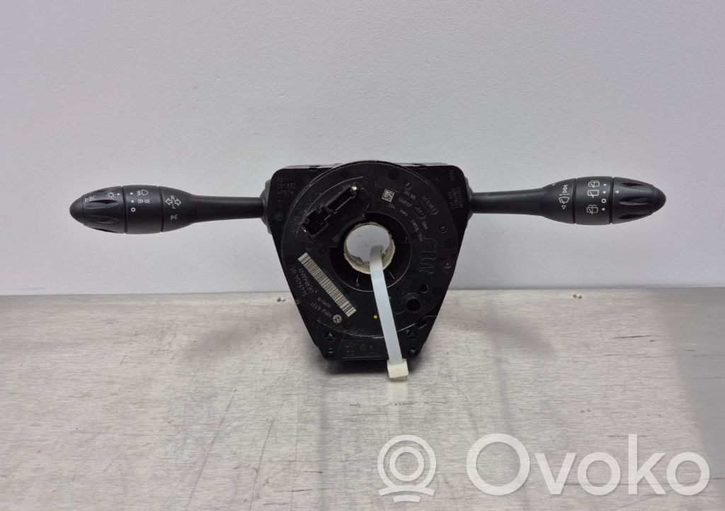 Mini One - Cooper Coupe R56 Wiper turn signal indicator stalk/switch 