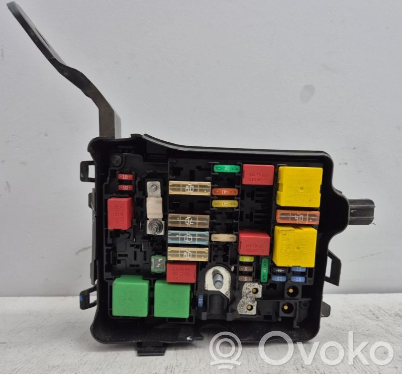 Peugeot 208 I Fuse box set 