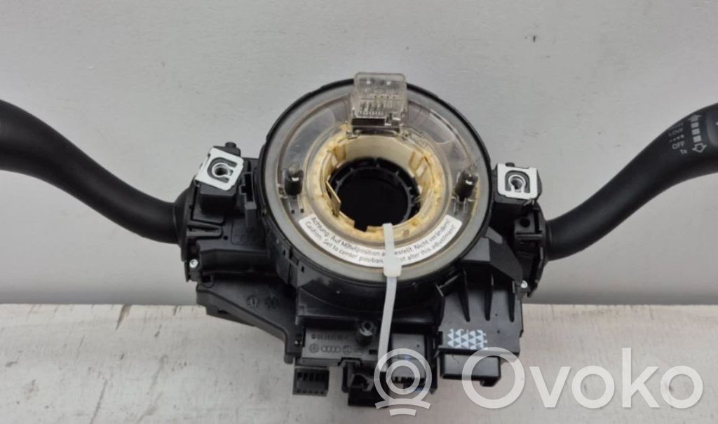 Audi A3 S3 A3 Sportback 8P Bloc semnalizator și ștergător parbriz 