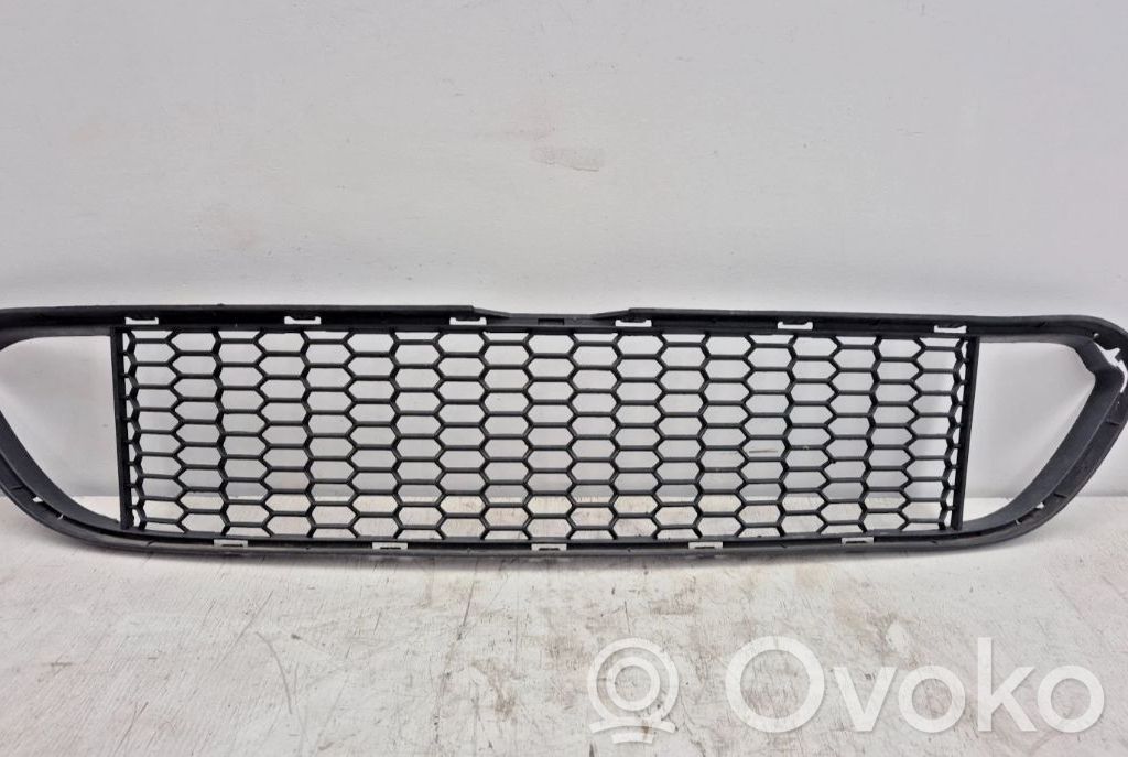 BMW 3 E92 E93 Front bumper lower grill 
