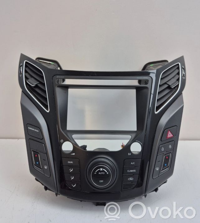 Hyundai i40 Climate control unit 