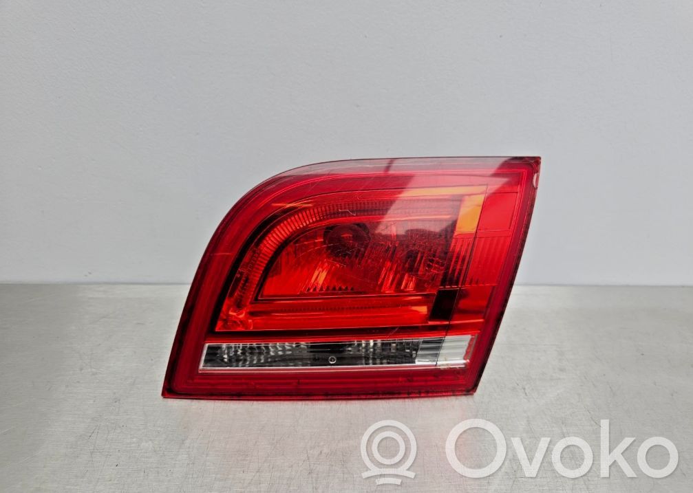Audi A3 S3 A3 Sportback 8P Galinis žibintas dangtyje 