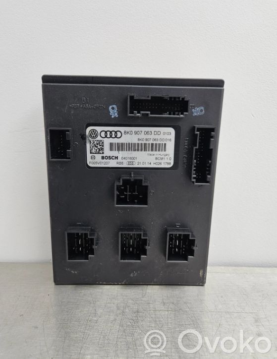 Audi A5 8T 8F Modulo comfort/convenienza 