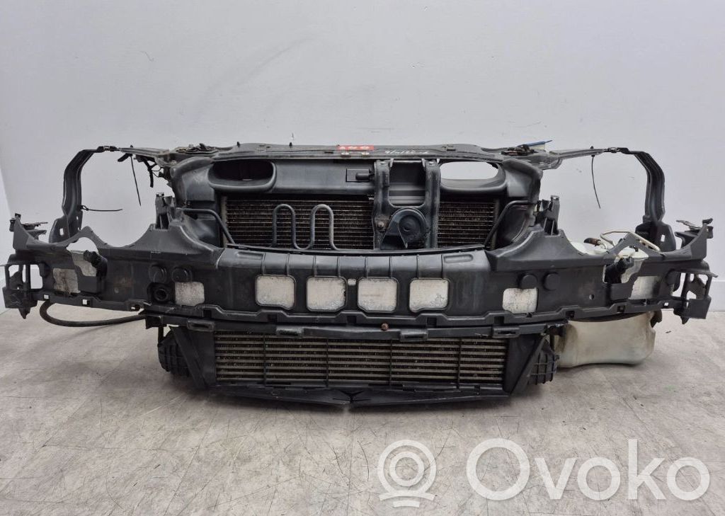 Mercedes-Benz CLK A209 C209 Pas przedni 