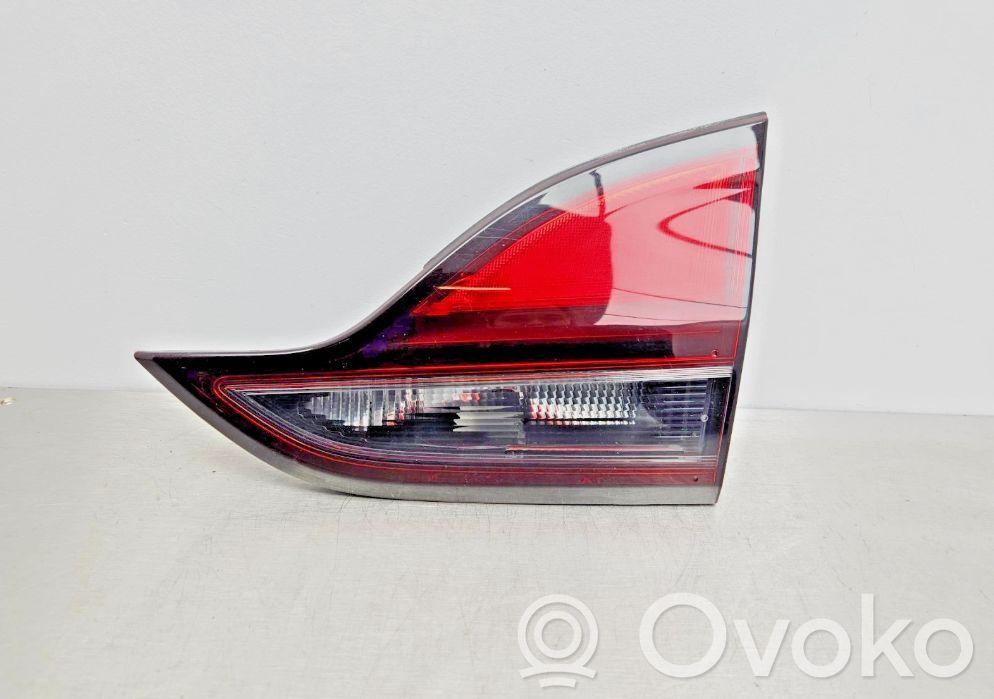 Opel Zafira C Lampă spate în capacul portbagajului 
