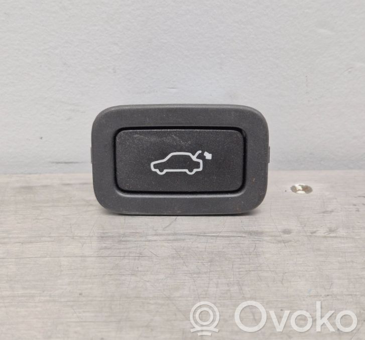Land Rover Range Rover Evoque L538 Tailgate/boot open switch button 