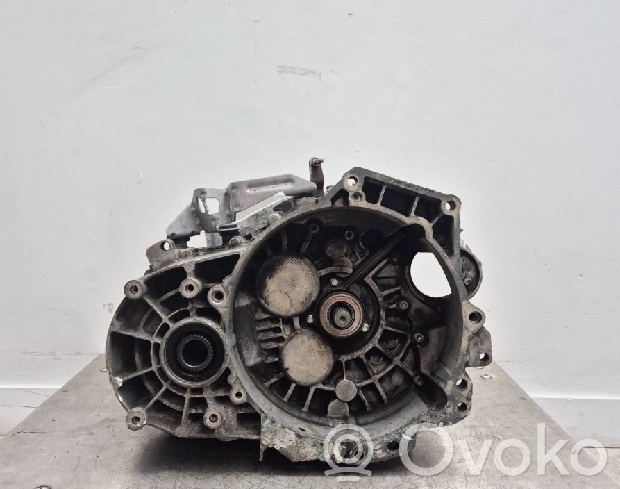 Volkswagen Golf V Cutie viteze manuală cu 6 trepte 
