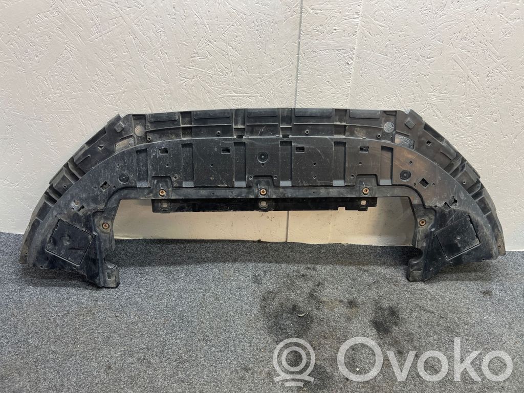 Volvo V40 Etupuskurin alustan pohjalevy 