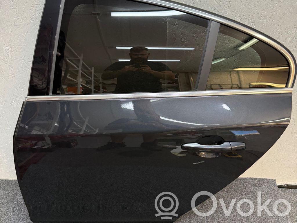 Volvo S60 Galinės durys 