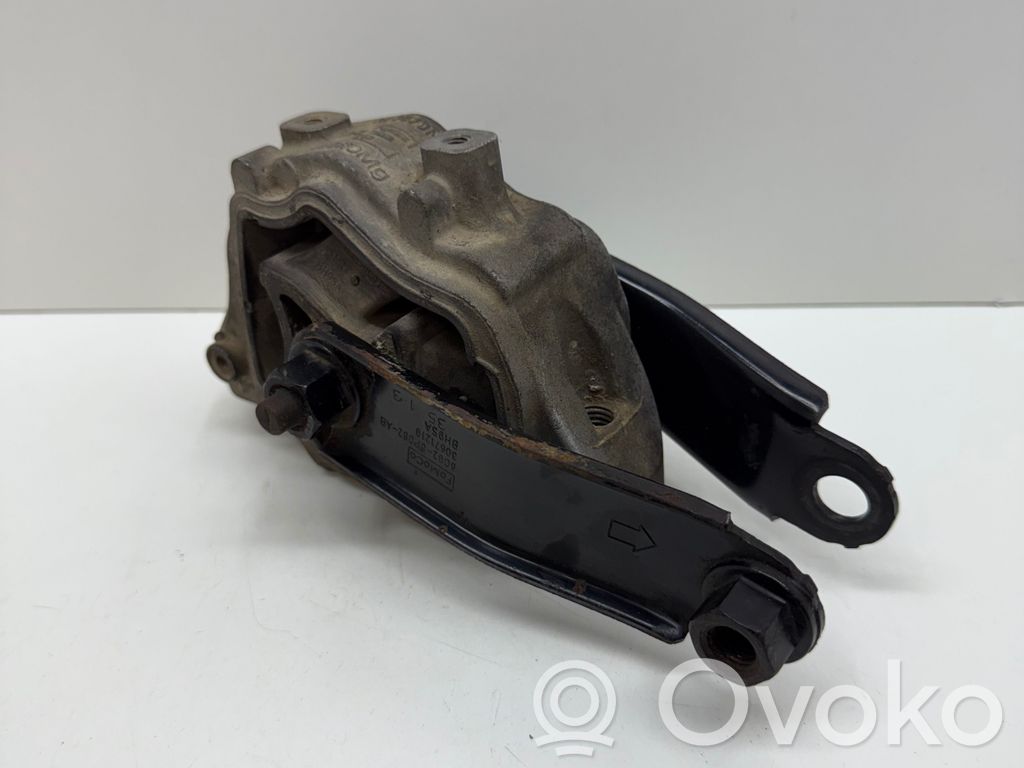 Volvo V60 Engine mount bracket 