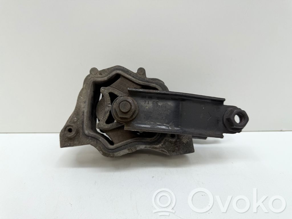 Volvo S60 Engine mount bracket 
