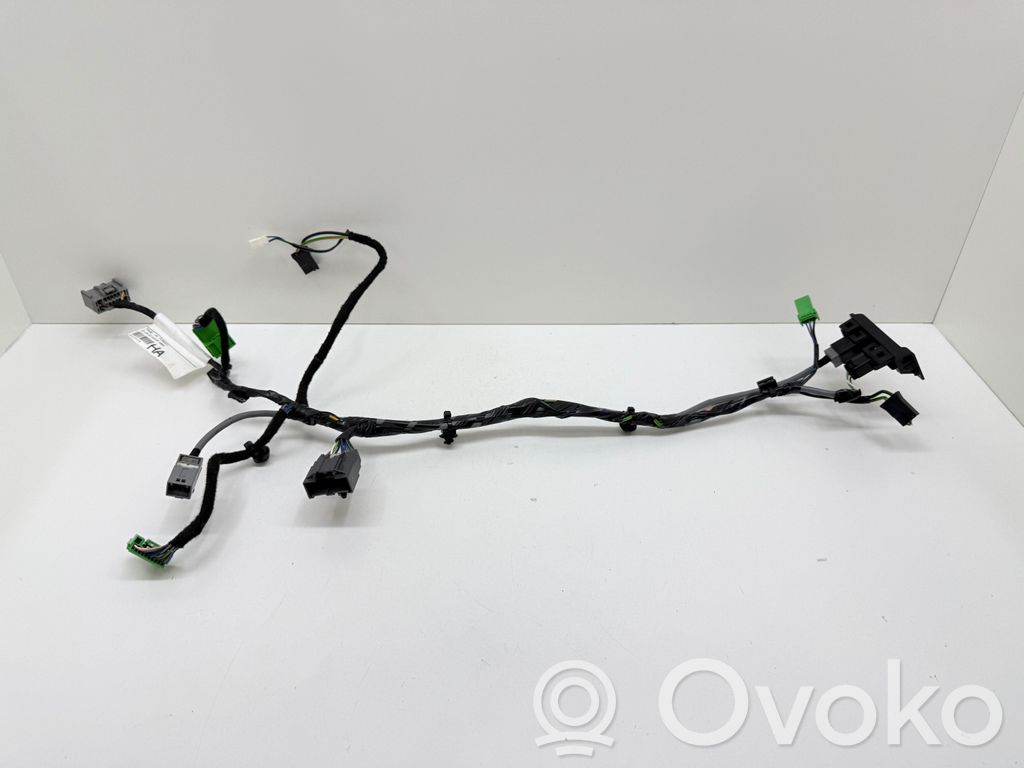 USB socket connector   8M5T19A164VA,31374418,31285608