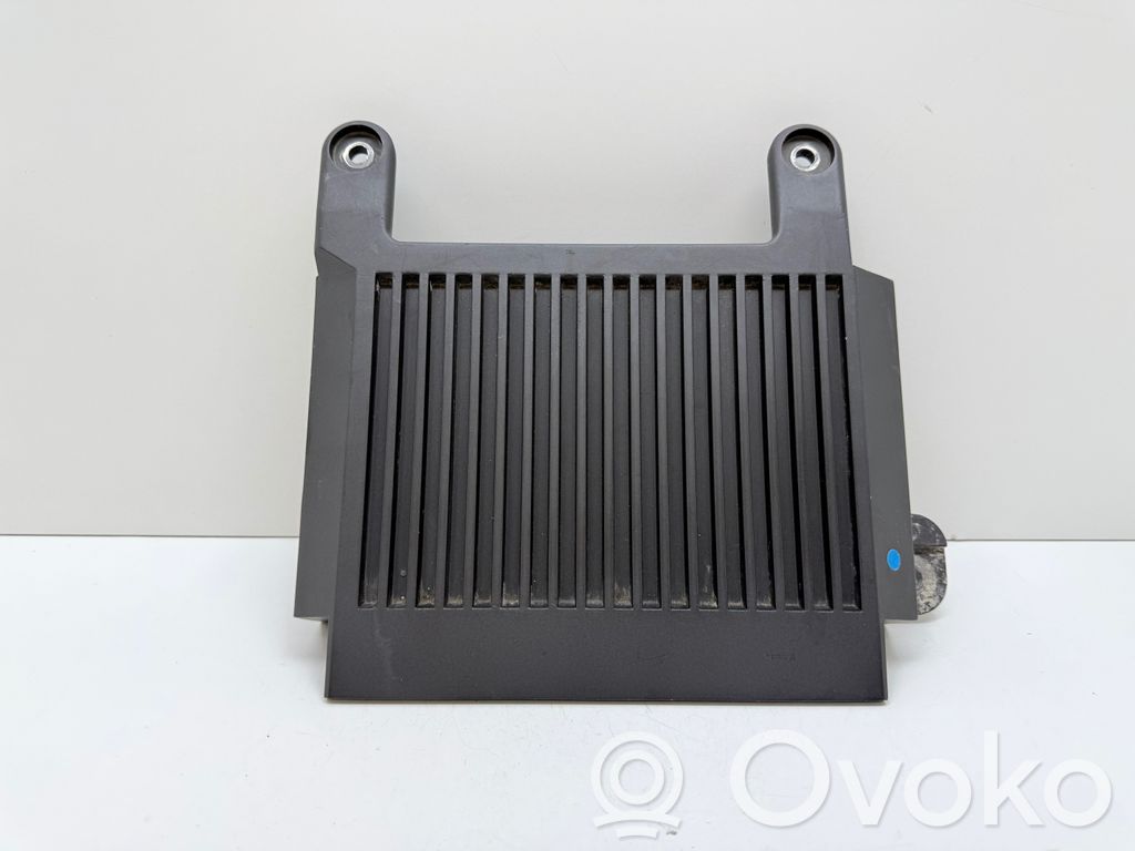 Volvo XC60 Sound amplifier 