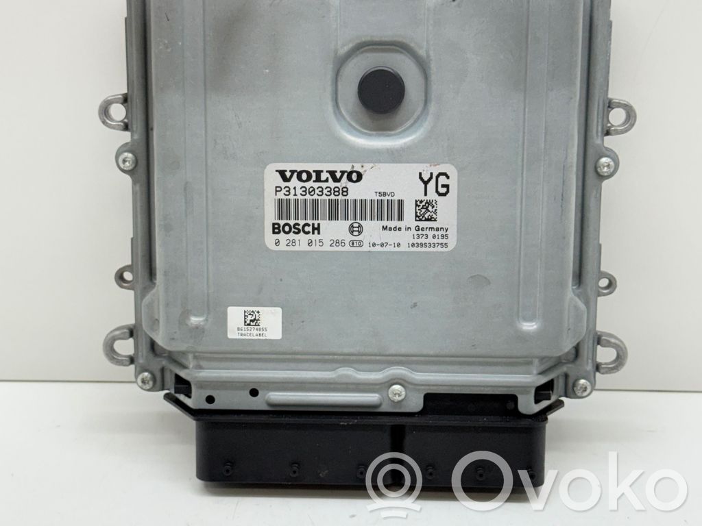 Volvo XC60 Engine control unit/module 