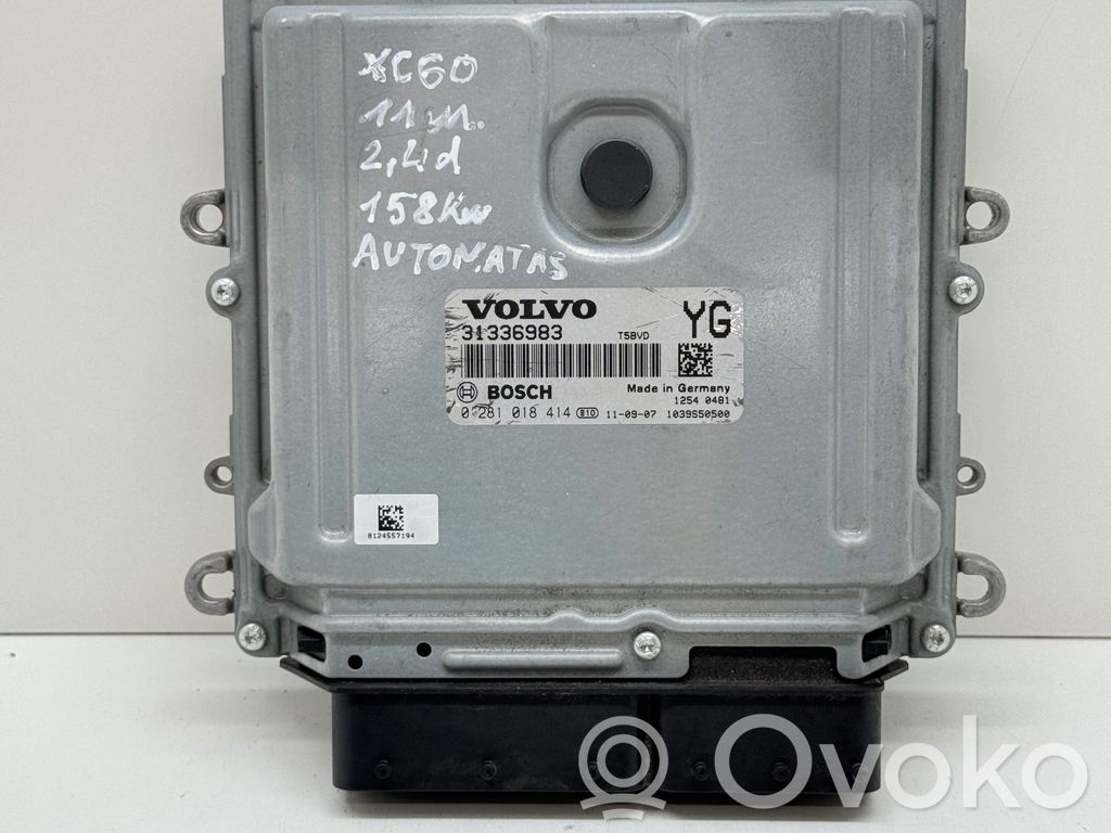 Unidad de control/módulo del motor   31336983,1039S50500,0281018414