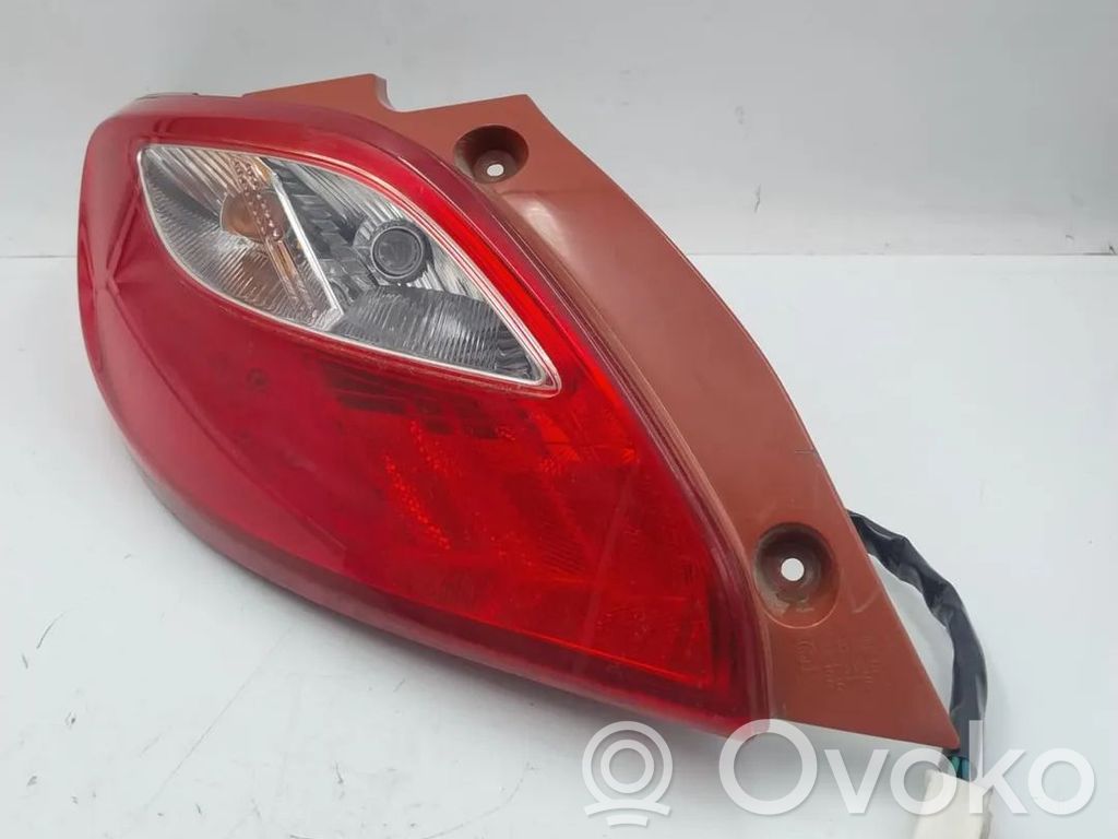 Mazda 2 Takavalot 