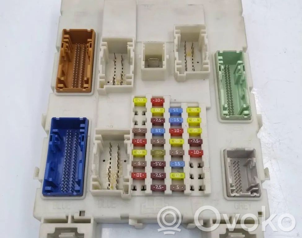 Sulakemoduuli   F1DT14A073PH