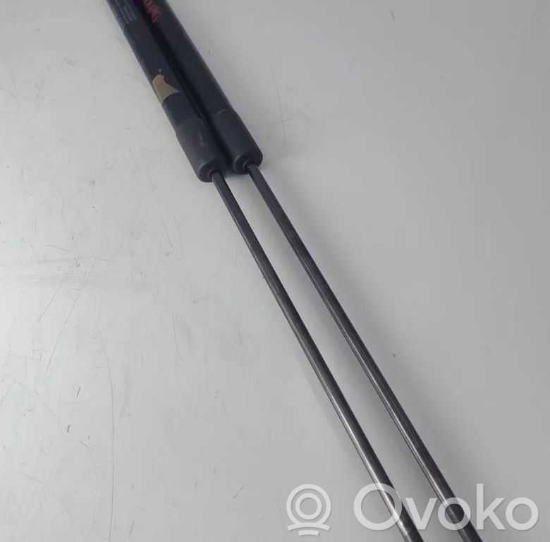 Fiat Tipo Amortizatorius galinio stiklo 