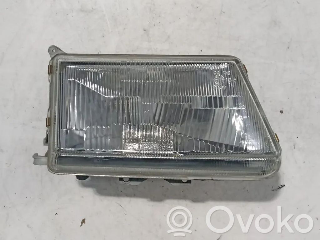 Scheinwerfer   7717886,205627B