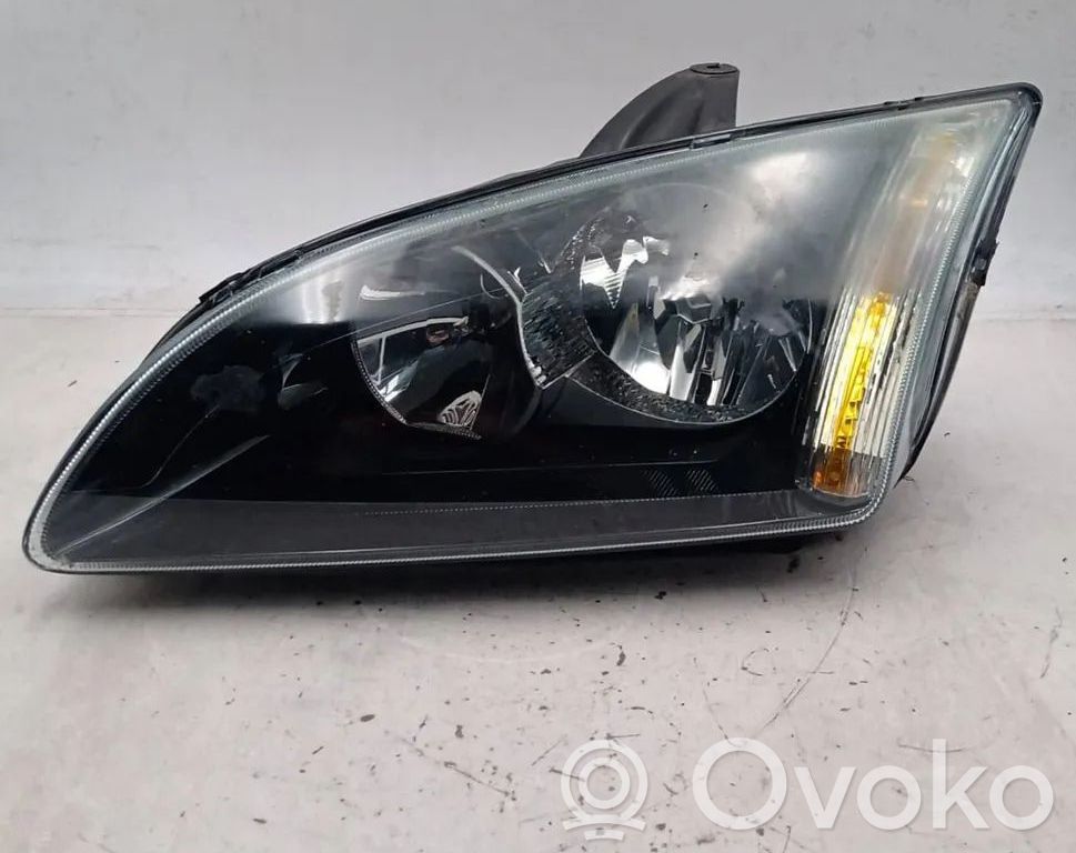 Ford Focus Phare frontale 