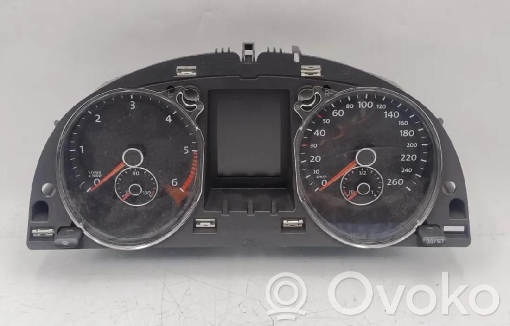 Volkswagen PASSAT B7 Vitezometru (grup de instrumente) 