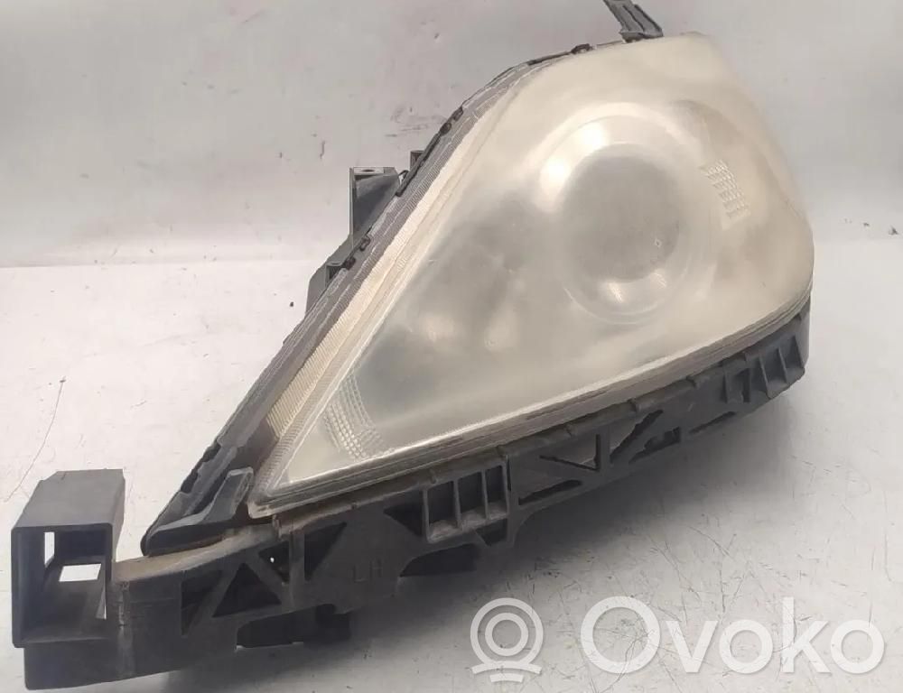 Mazda 5 Headlight/headlamp 