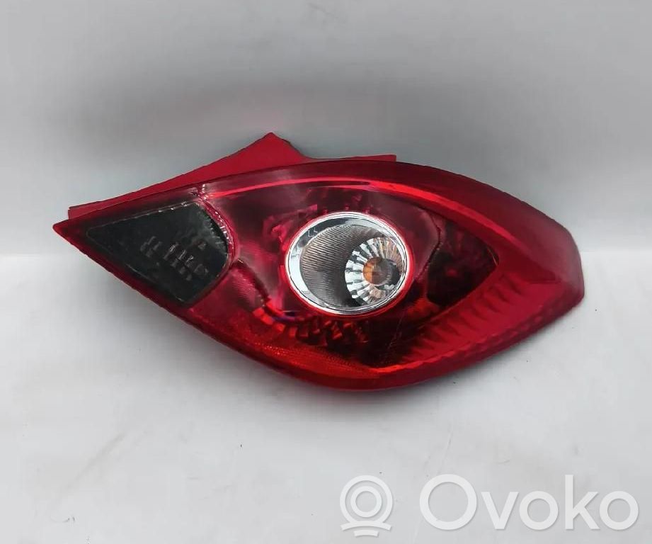 Opel Corsa D Takaluukun takavalot 