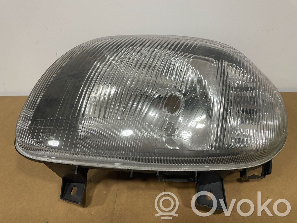 Renault Clio II Scheinwerfer 