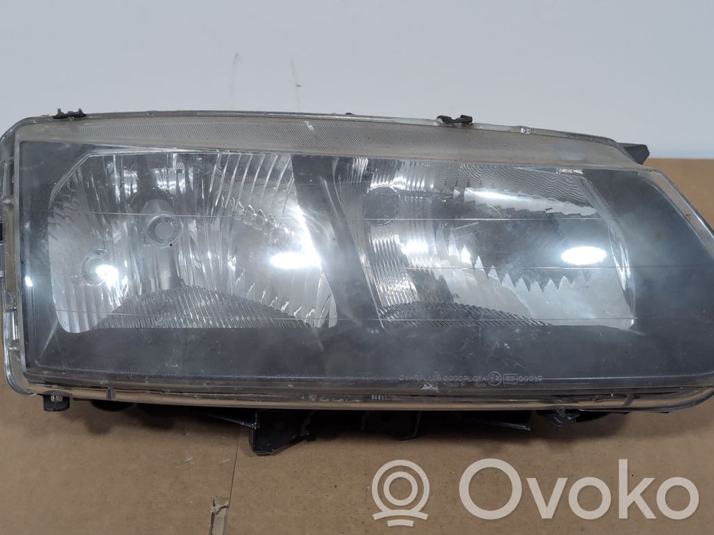 Renault Safrane Scheinwerfer 