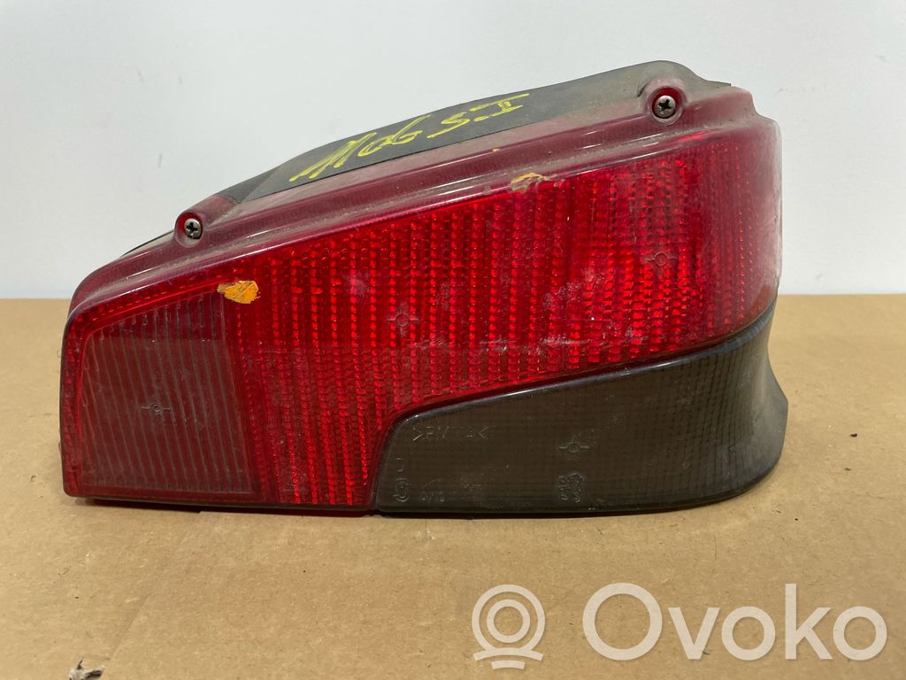 Peugeot 106 Galinis žibintas kėbule 