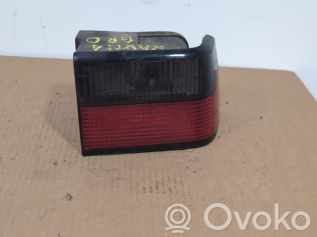 Citroen Xantia Aizmugurējais lukturis virsbūvē 