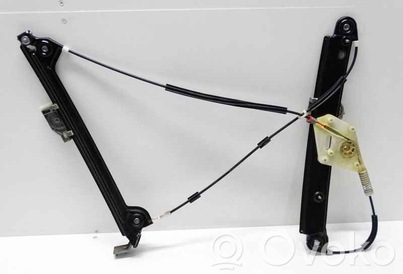 BMW 1 E81 E87 Front door window regulator with motor 