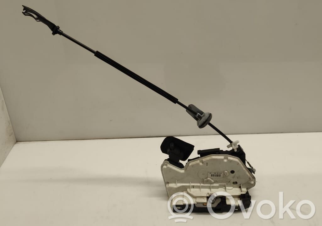 Volkswagen Golf VI Zamek drzwi przednich 