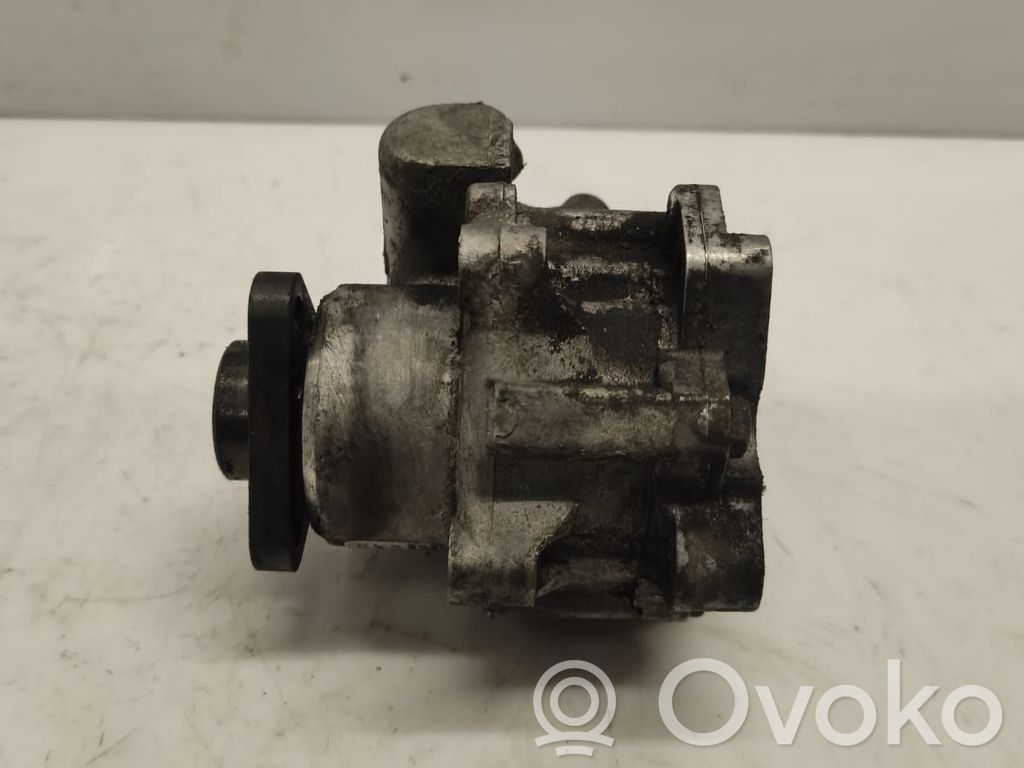 Audi A4 S4 B5 8D Pompa wspomagania 